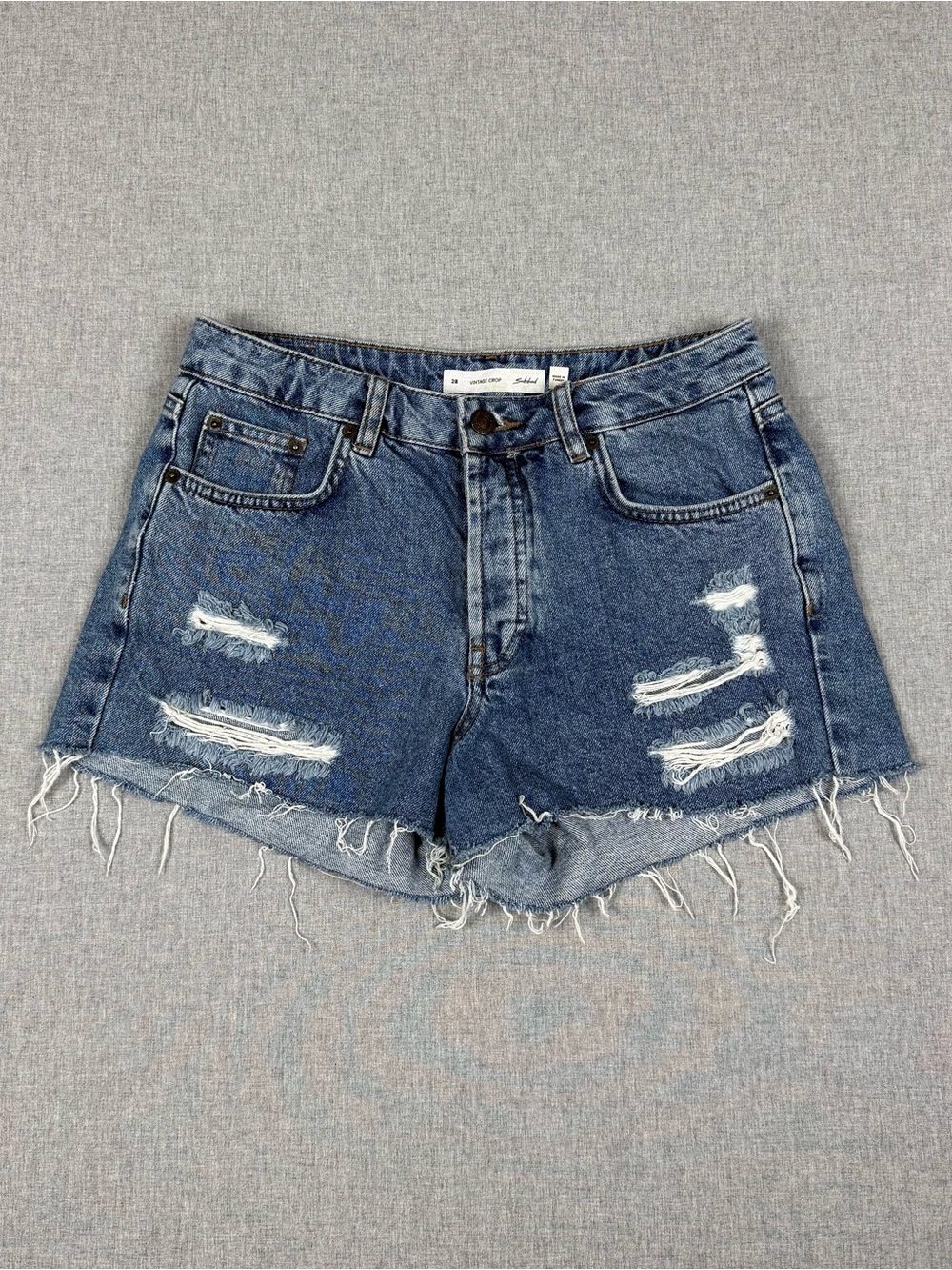 Subdued Vintage Cropped Distressed Denim‎ Shorts 28 High Rise